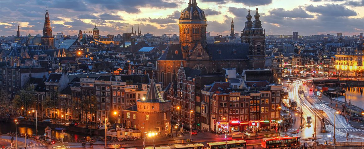 Amsterdam a tu aire desde el puerto de Ijmuiden o Rotterdam