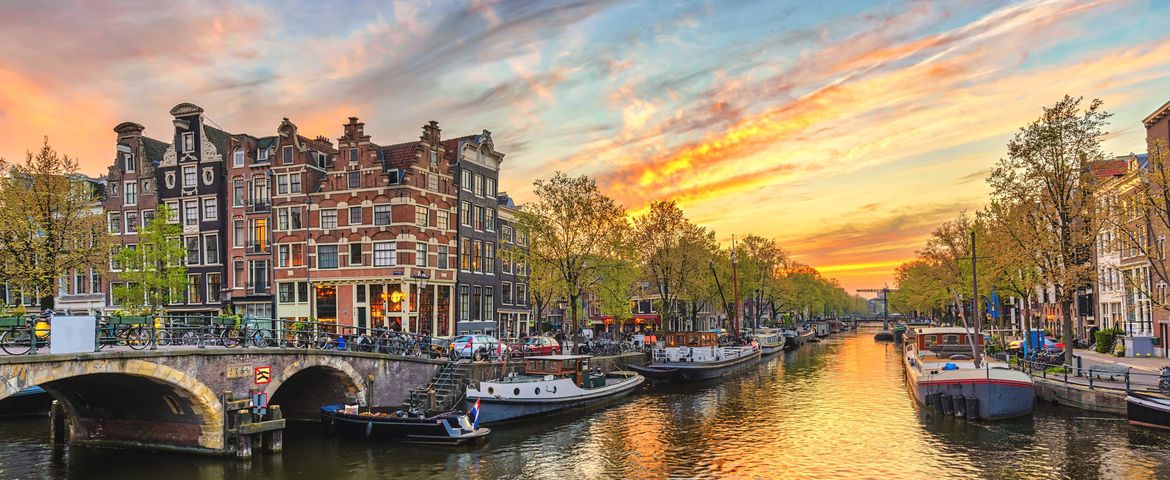 Amsterdam a tu aire desde el puerto de Ijmuiden o Rotterdam